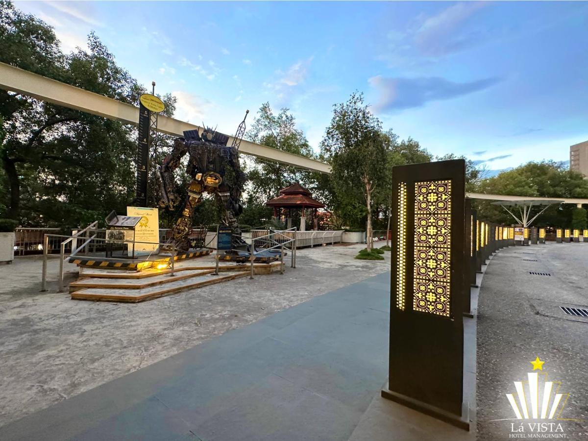 The Shore Hotel&Residences By Lá VISTA Malacca Esterno foto