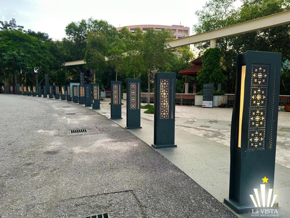 The Shore Hotel&Residences By Lá VISTA Malacca Esterno foto